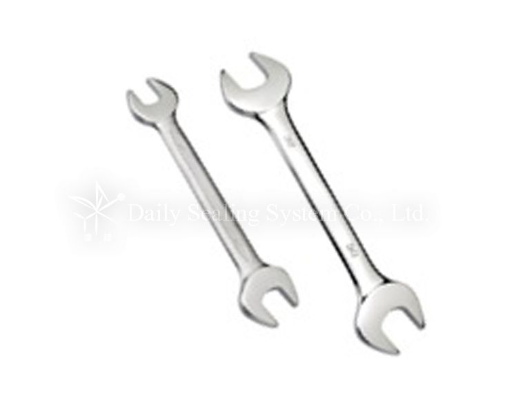 DOUBLE OPEN END WRENCH